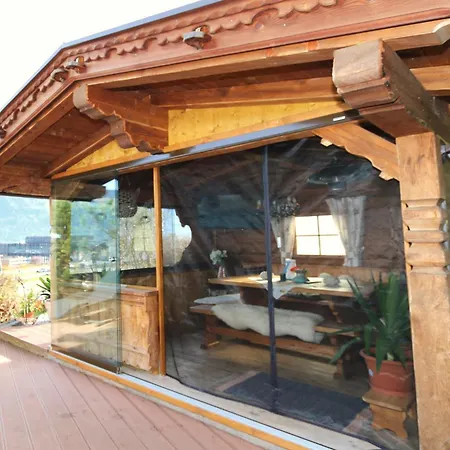 In Near Apartment Fuegen